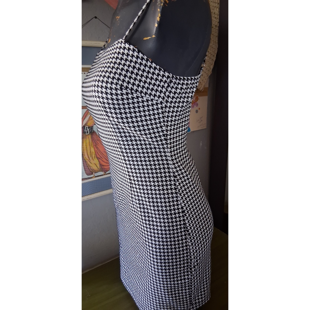 Elegant Houndstooth Mini Dress